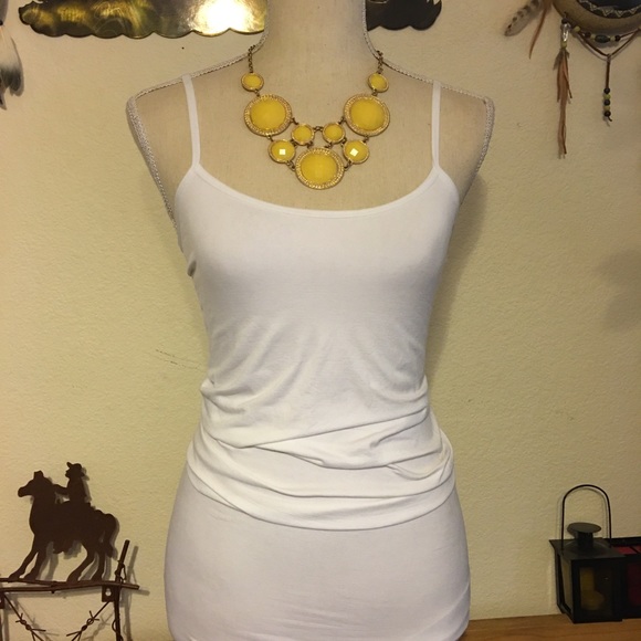 Large faceted yellow cabochon statement necklace - Picture 4 of 7